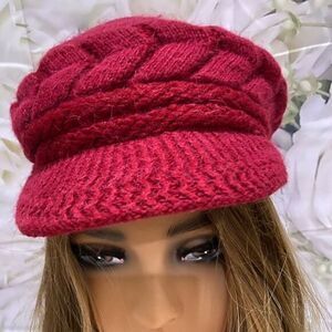 Woman's beret/ cap